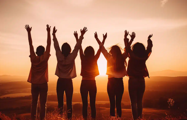 ગઝલ — મિત્રો મારાં.